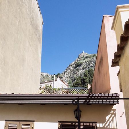 Tina House - Il Cortile Nel Centro Storico Di Taormina Daire Dış mekan fotoğraf