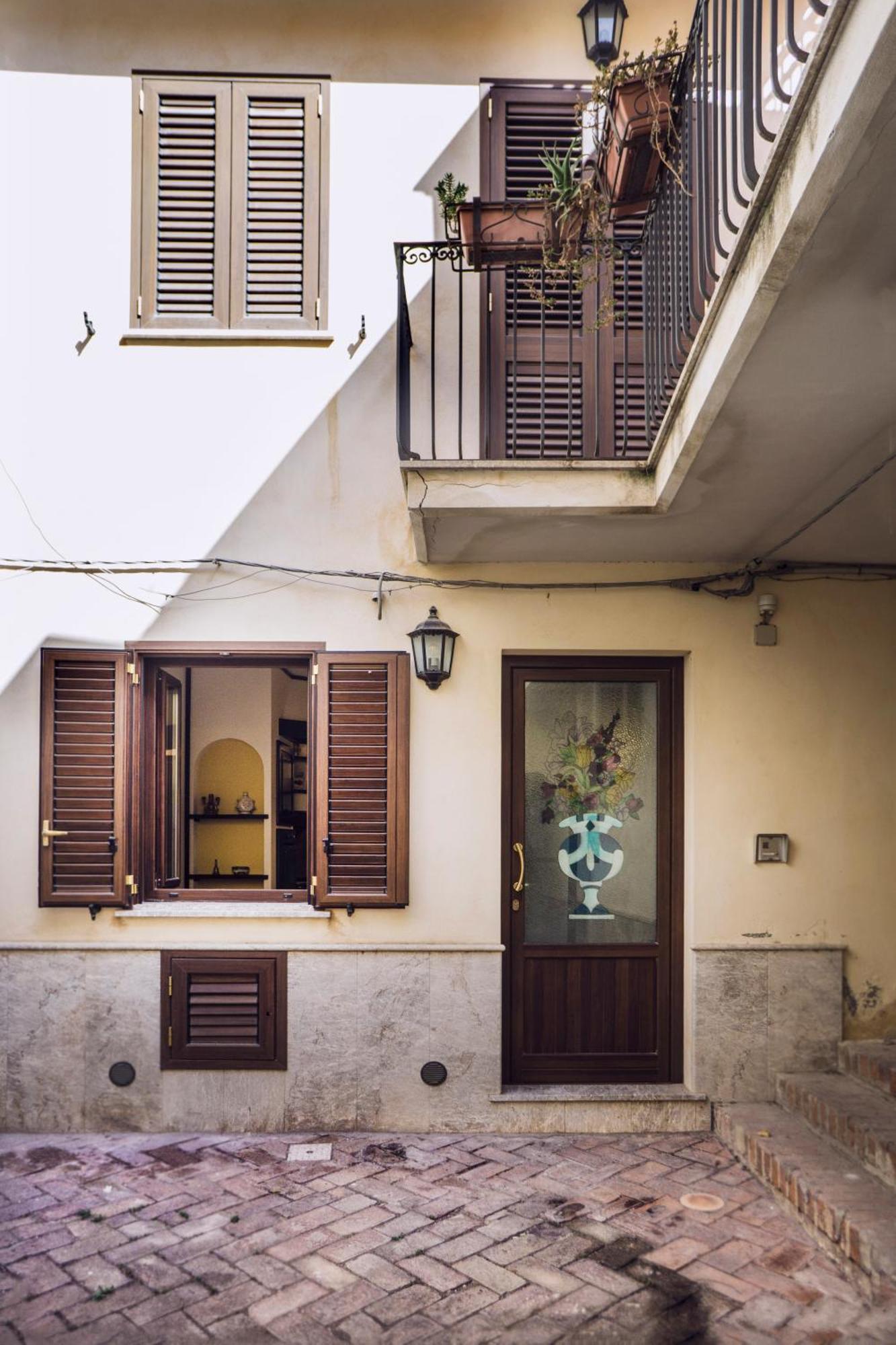 Tina House - Il Cortile Nel Centro Storico Di Taormina Daire Dış mekan fotoğraf